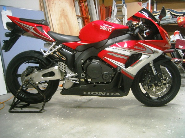 l CBR1000RR