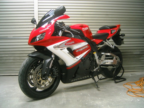 l CBR1000RR