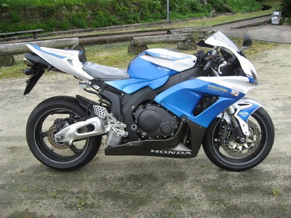 ˗l@CBR1000RR